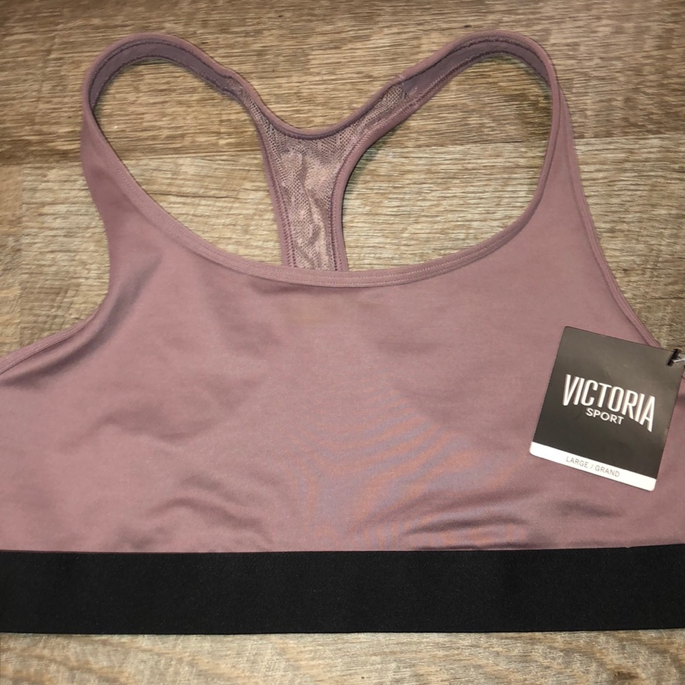 Sports bra